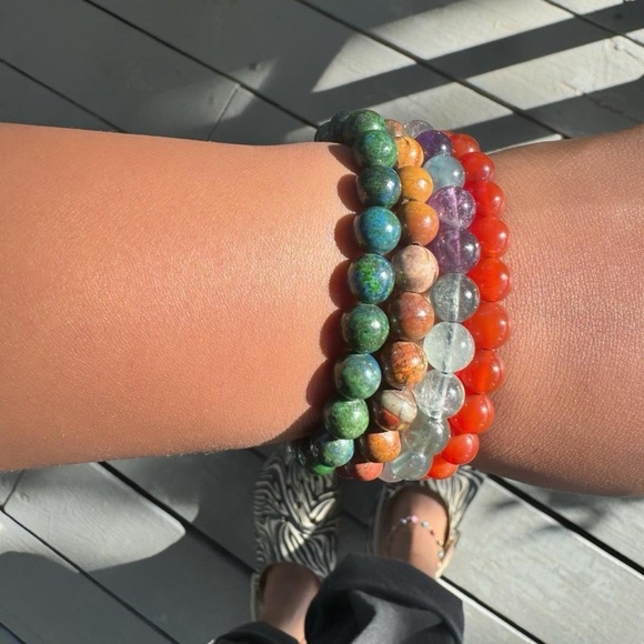 Carnelian Agate Adjustable Gemstone Bead Bracelet 8mm - Picture 2 of 5